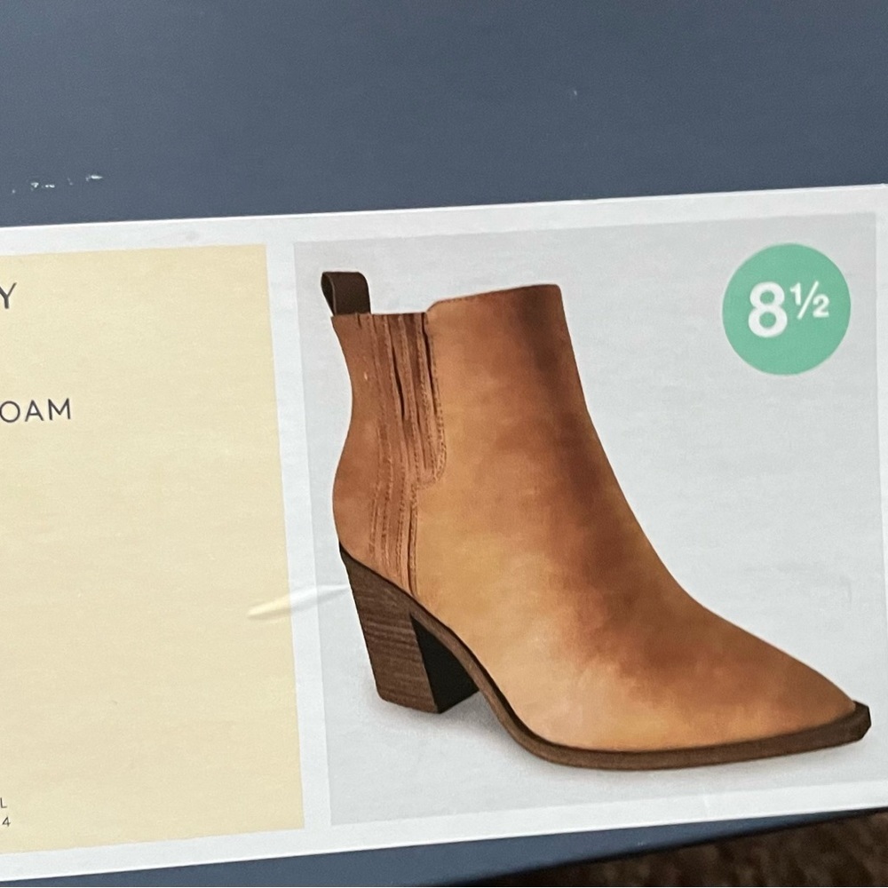 Universal Thread Boots​ - Picture 6 of 8